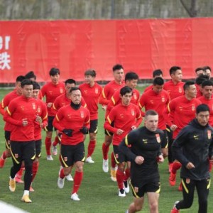 集训结束队员返回俱乐部 国足化整为零做最后冲刺